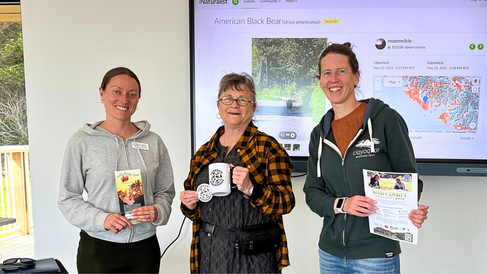 Tanya and Nicole at the iNaturalist information session